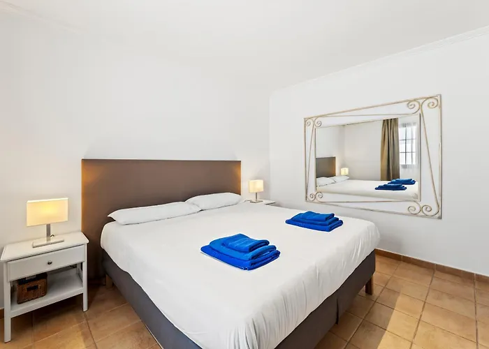 Lanzarote Volcan 7 فيلة